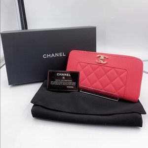 Chanel Zippy Wallet in Caviar Leather